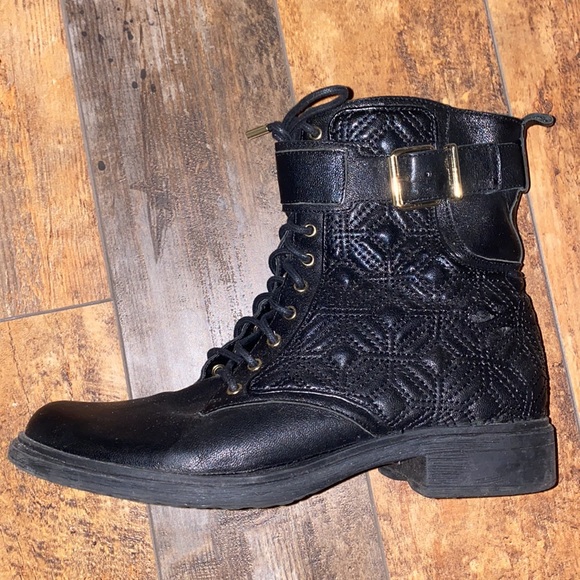 Vince Camuto black combat boots - Picture 4 of 11
